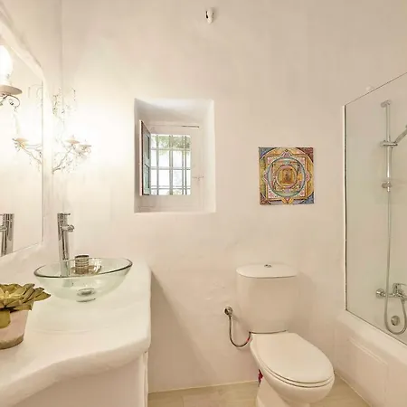 Rent Your Luxury 6 Bedroom Villa, Ibiza 1006 *