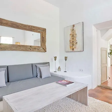 Rent Your Luxury 6 Bedroom Villa, Ibiza 1006 Villa Santa Eularia des Riu