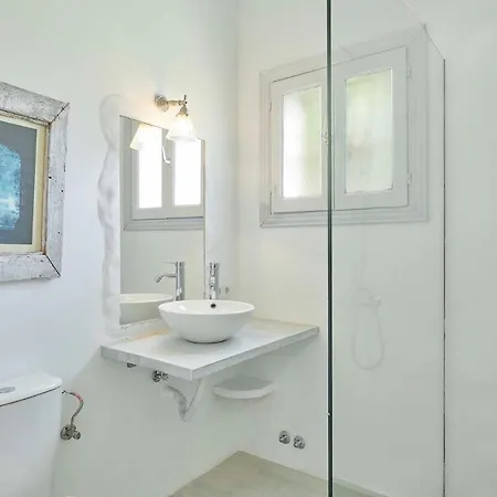 Rent Your Luxury 6 Bedroom Villa, Ibiza 1006 Villa Santa Eularia des Riu
